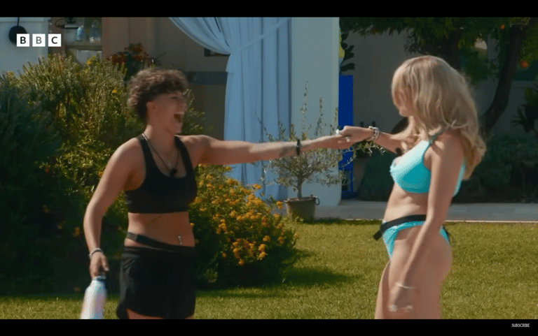 6 Reasons Why You Should Watch I Kissed A Girl On Hulu Immediately